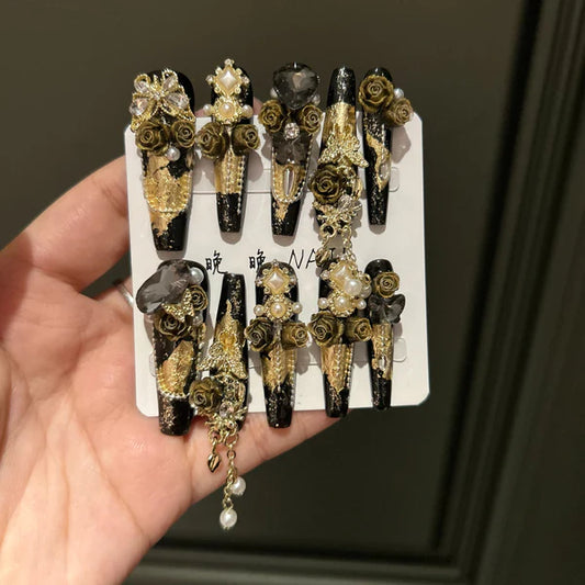 ⬛️NANABOSS🔷Gothic Gold Rose Nails