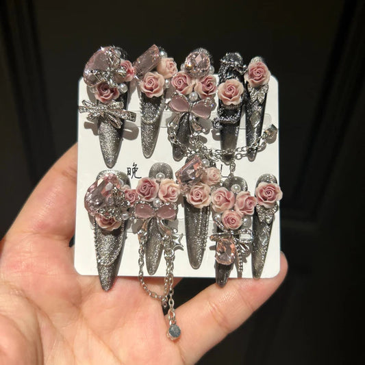 ⬛️NANABOSS🔷Silver Rose Glam Nails