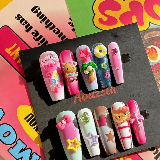 ⬛️NANABOSS🔷Hello Kitty Carnival Nails