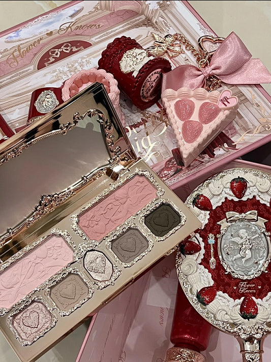 ⬛️NANABOSS🔷 Cupid Strawberry Cake Limited-Edition Makeup Gift Set (3 Free Gifts Included)