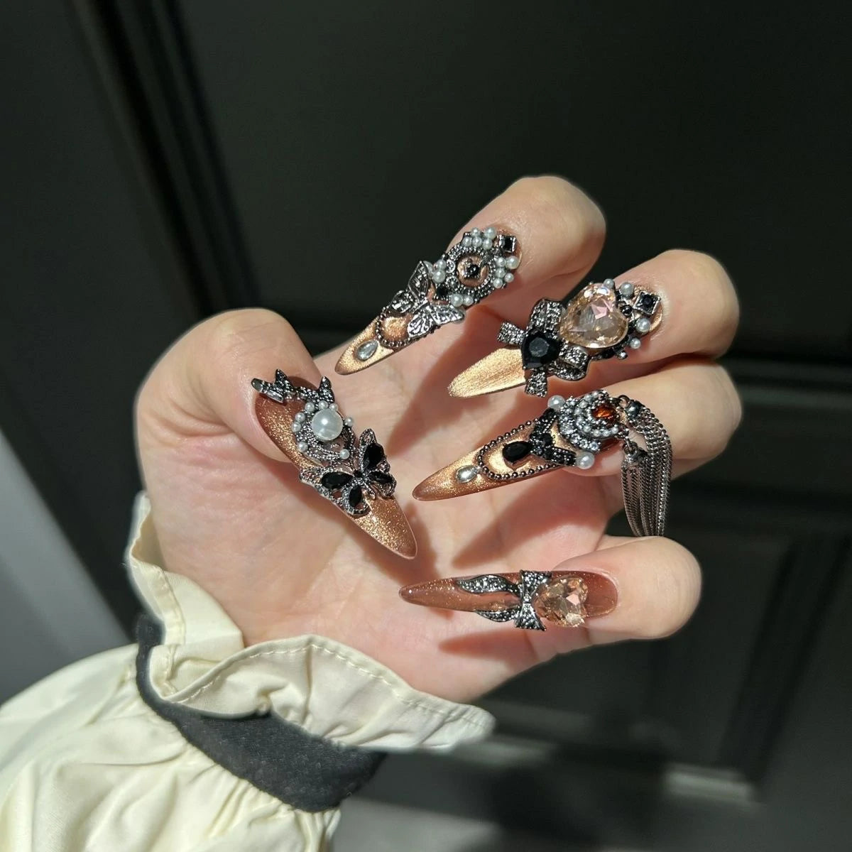 ⬛️NANABOSS🔷✨Amber Gothic Princess Nails 🦋